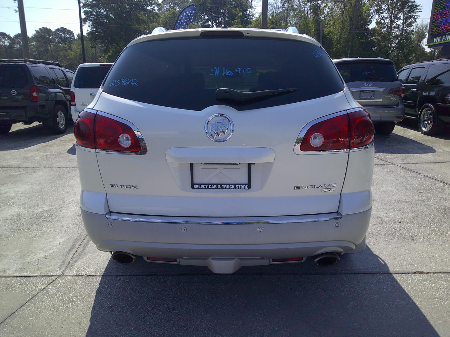 2010 WHITE BUICK ENCLAVE 2CXL (5GALVCED1AJ) , located at 390 Hansen Avenue, Orange Park, FL, 32065, (904) 276-7933, 30.130497, -81.787529 - Photo#3